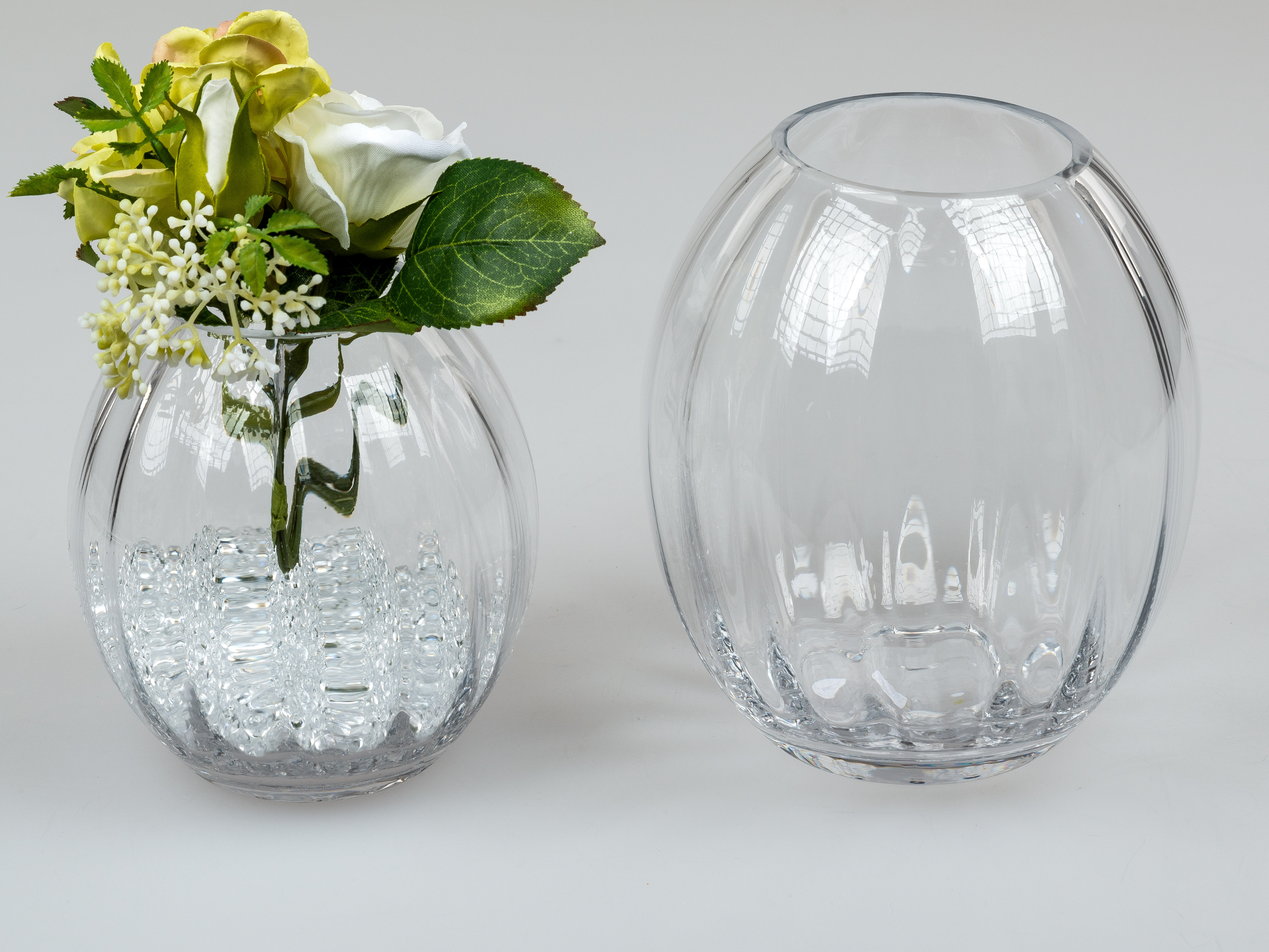 Vase 12x14cm und 15x18cm aus klarem Optik-Glas