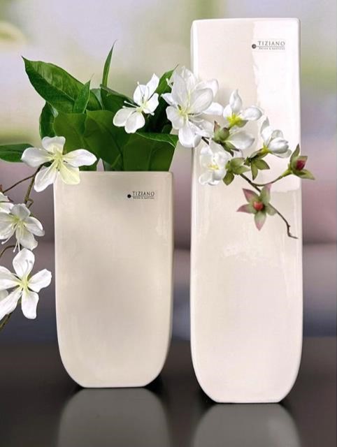 Tiziano Vase Lugano hoch creme